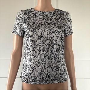 H&M Silver Silky Black Speckle Short Sleeves Zip Back Top Blouse 32 XS 2